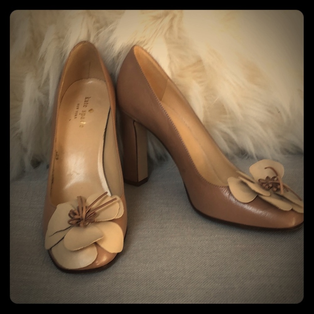 Kate Spade Zaria Camel Leather Pumps